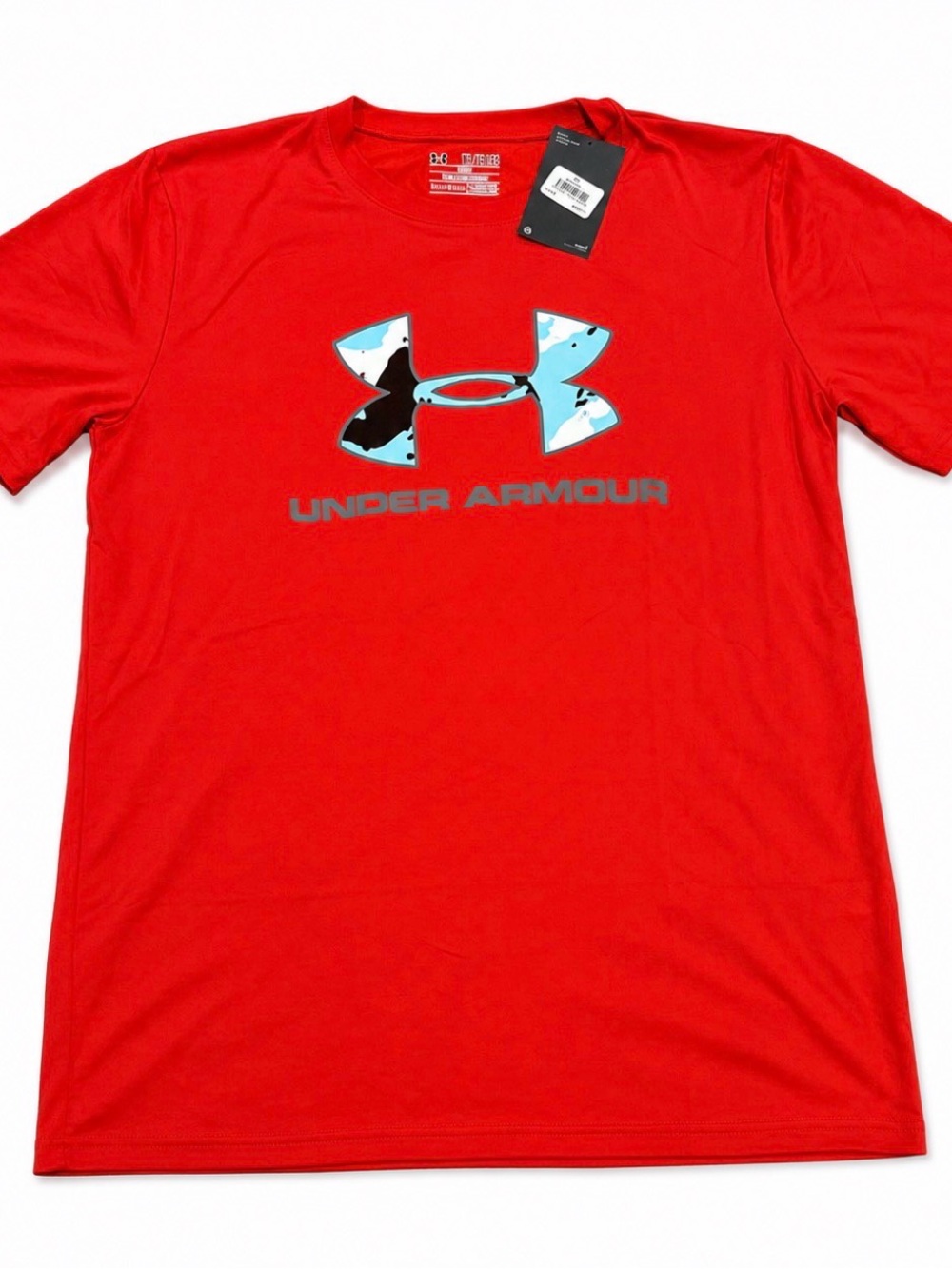 Under Armour Red Short Sleeve Boys Tee with Blue Camo Logo YXL Youth NWT New 33